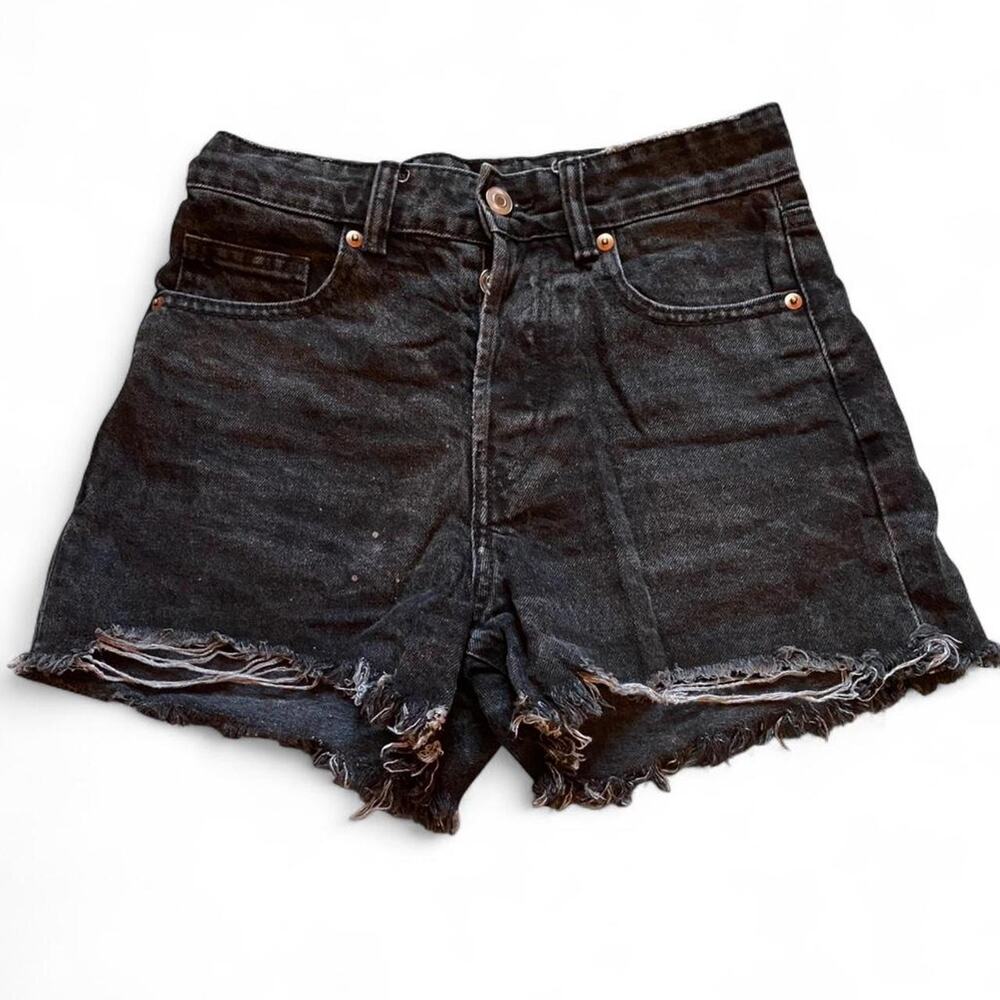 Black denim shorts with frayed hem